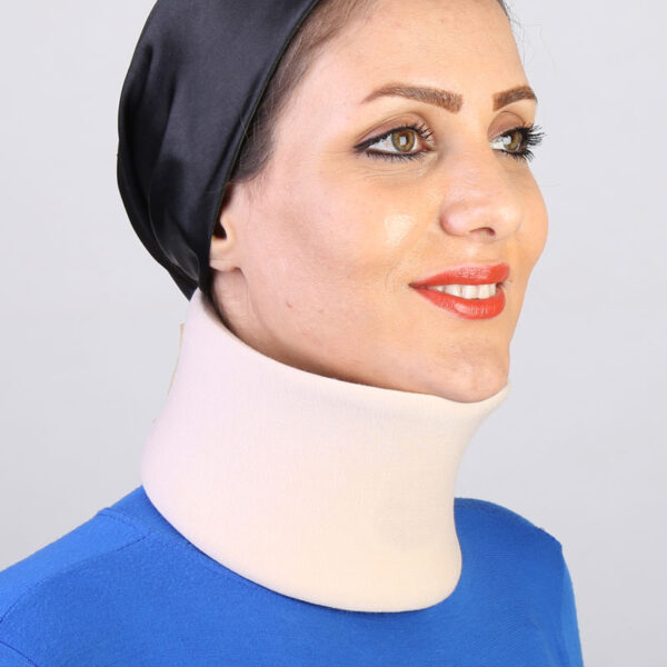 گردنبند طبی چانه دار