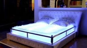 ویژگی تشک مواج